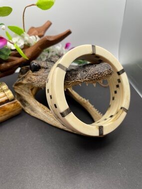 Bovine bone bangle vintage